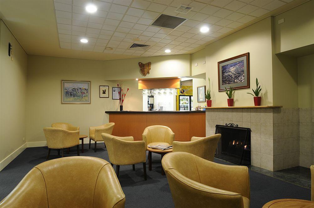 Fairways Resort Роузбъд Екстериор снимка